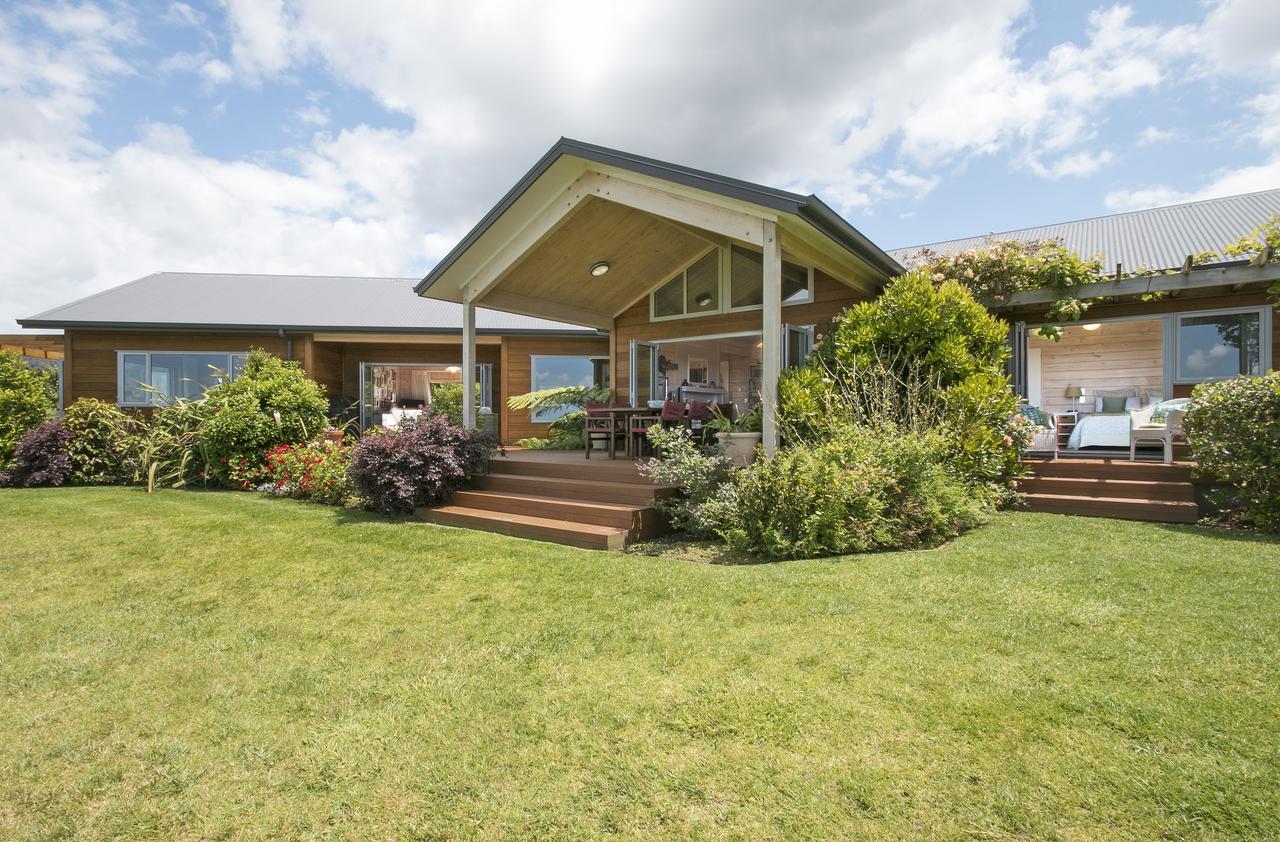 Kaimai Country Lodge Катикати Екстериор снимка