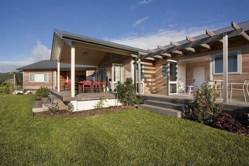 Kaimai Country Lodge Катикати Екстериор снимка