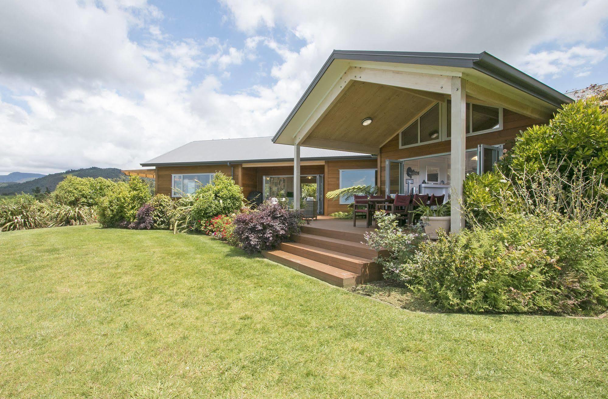 Kaimai Country Lodge Катикати Екстериор снимка